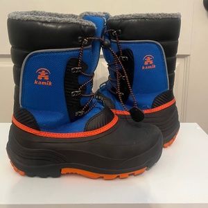 Kamik waterproof winter boot Boys size 6